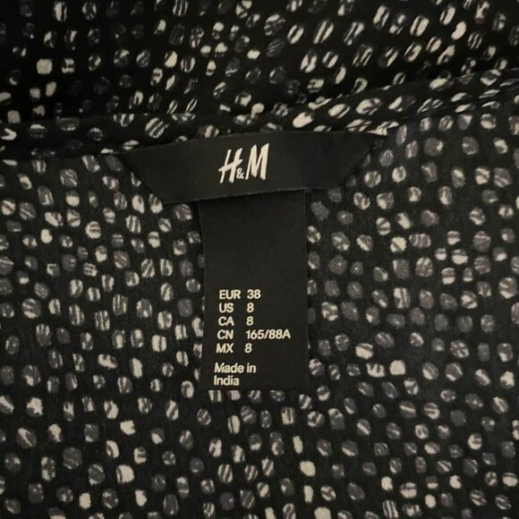 H&M Fit & Flare V-Neck Dress Size 8 - Black White Speckle Print Long Sleeve Mini - Picture 11 of 15
